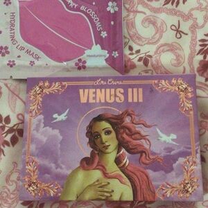 Free gifts , palette if you spend over $89 , lip mask if you spend $30